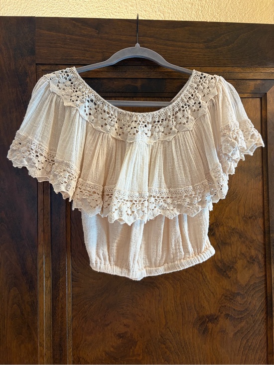 None Tops - Off-Shoulder Crochet Trim Blouse in Cream